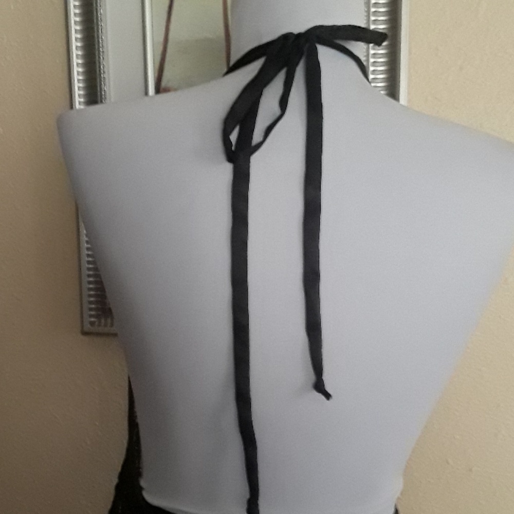 Nice Lace Top - Picture 4 of 8